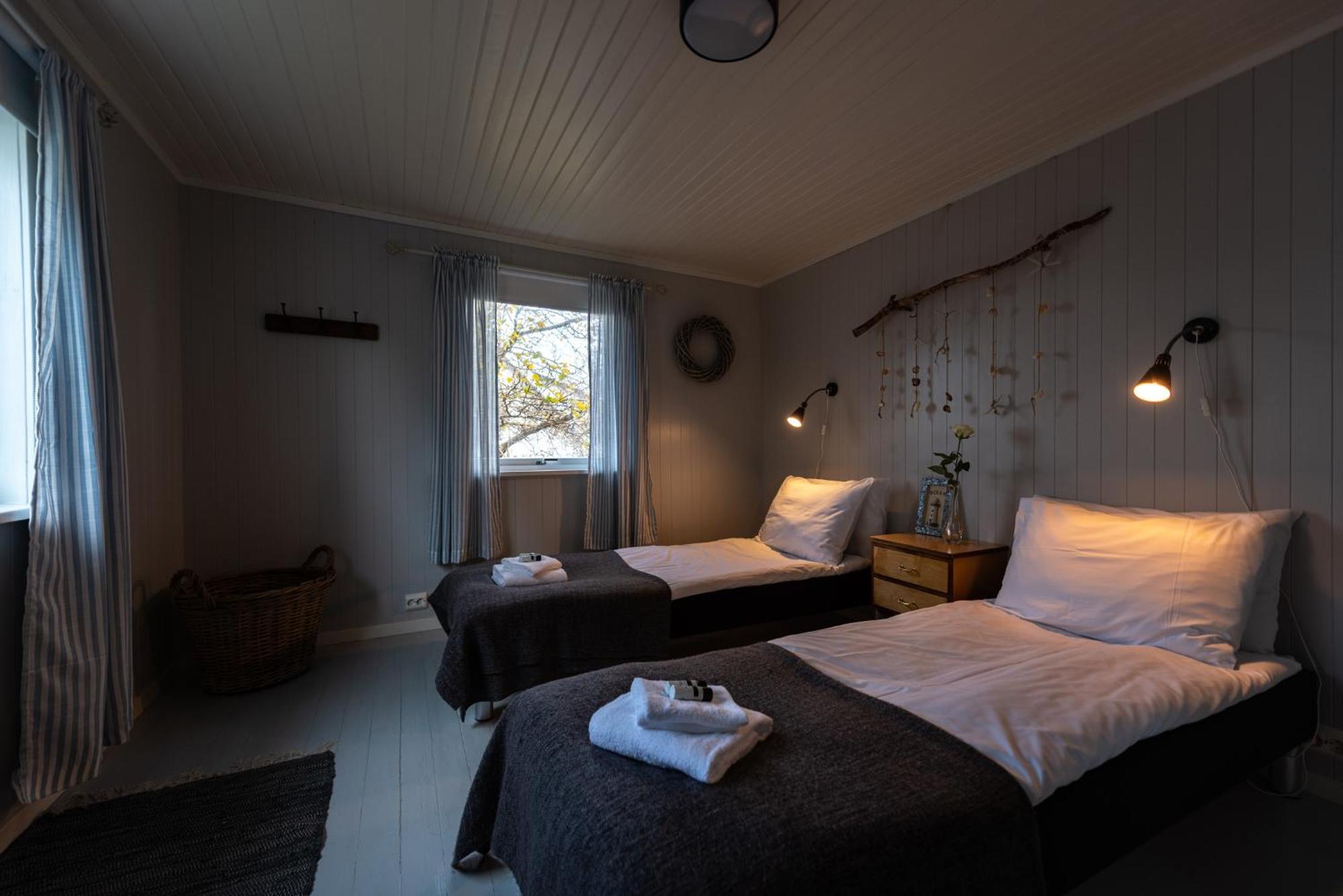 Cozy House By The Fjord In The Heart Of Lofoten راين المظهر الخارجي الصورة
